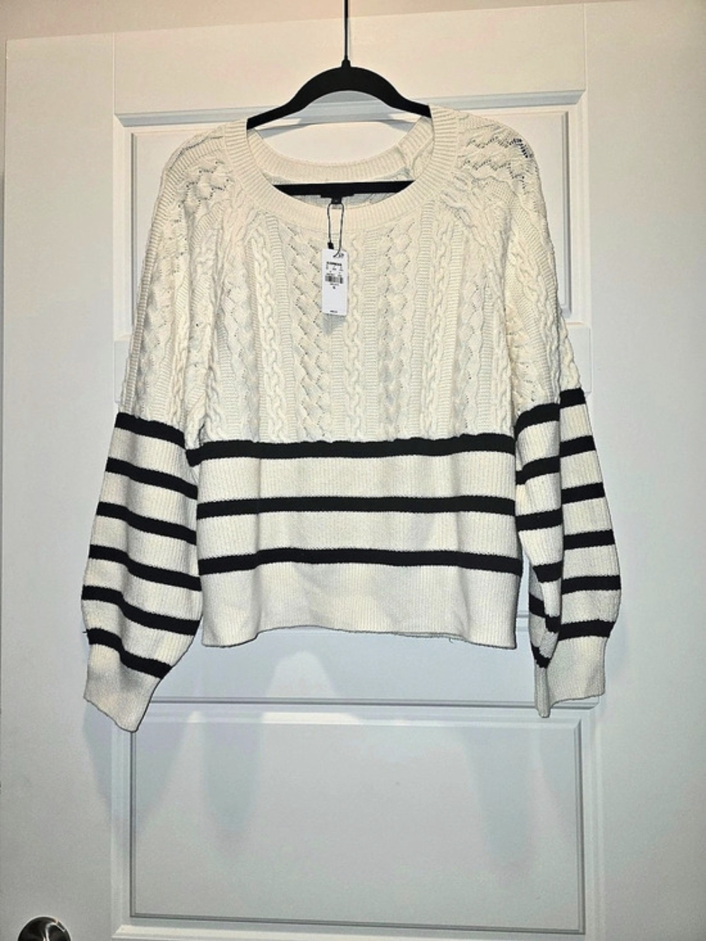 Express Striped Cable Knit Crew Neck Sweater Cream & Black XL